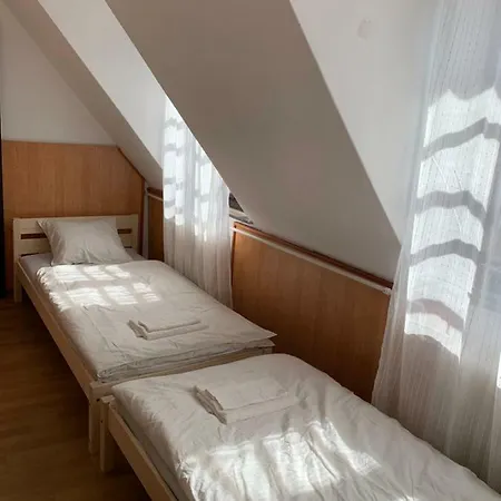 24 Albergue Győr